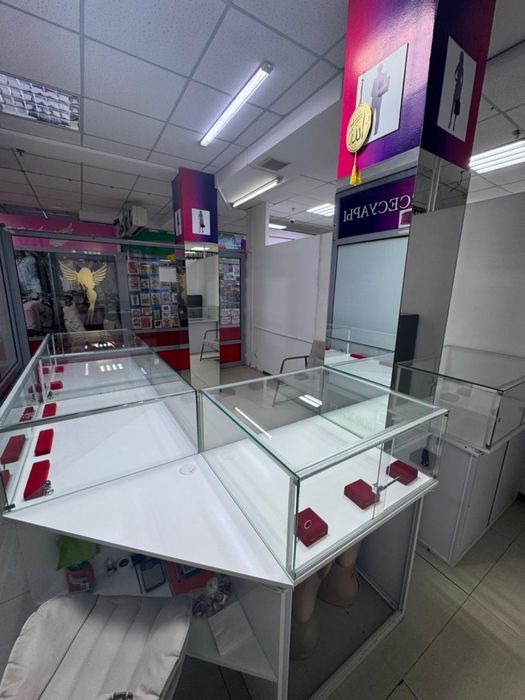 продаётся готовый бутик в самом выгодном месте!