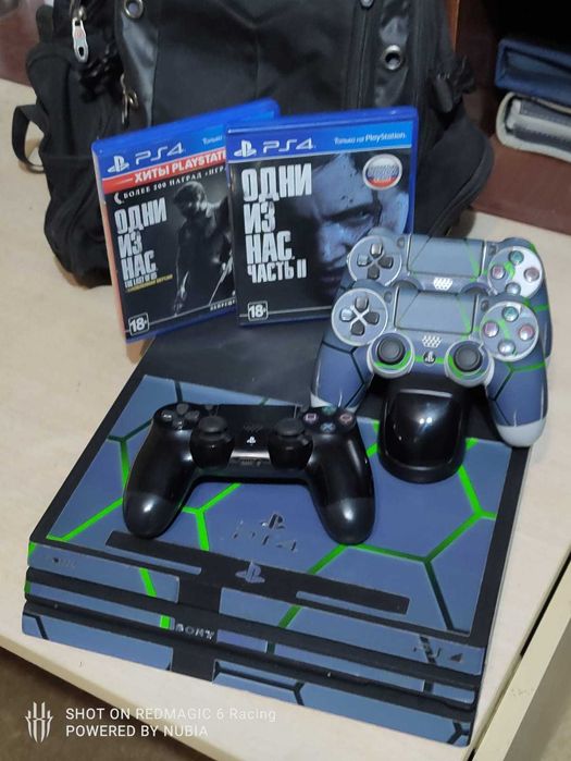 Продам Playstation 4 Pro