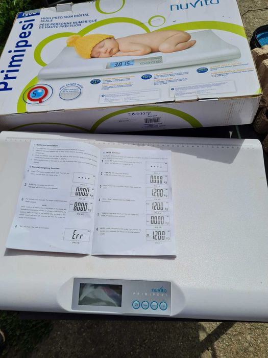 NOU Cantar electronic pentru bebelusi Nuvita Primipesi 1300, Alb