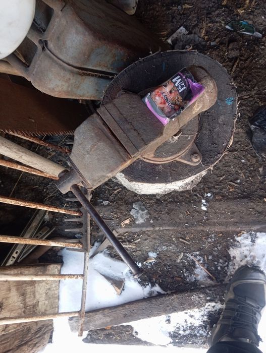 Продам тиски ссср