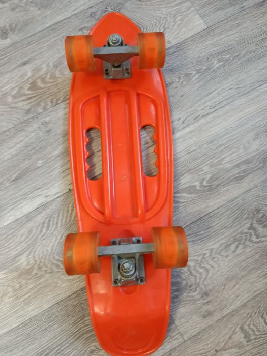 Продаю скейтборд