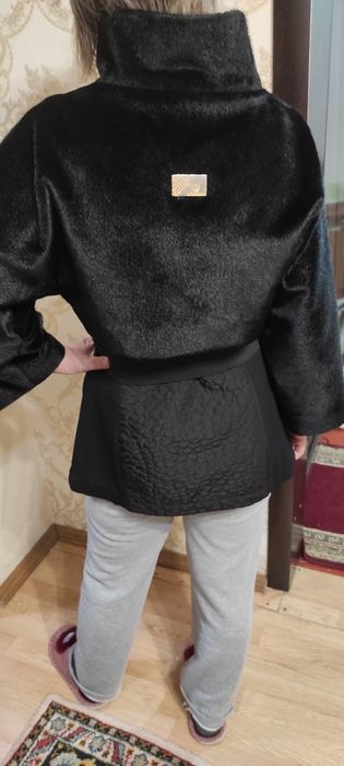 Продам куртку вставка из нерпы