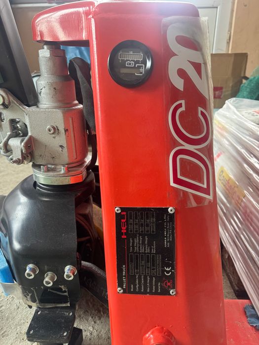 Електрическа Транспалетна количка HELI