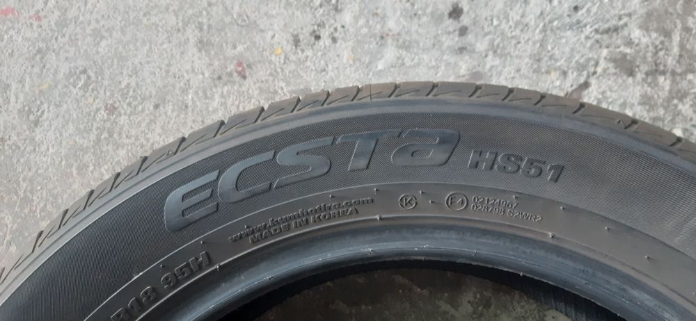 Vând  anvelope Kumho