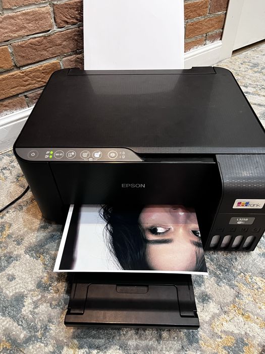 Epson L3258 МФУ Wi-Fi (принтер / сканер / копир)
