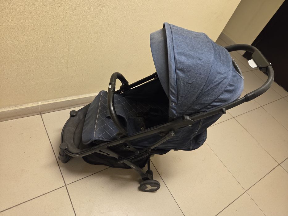 Детская прогулочная коляска Mstar