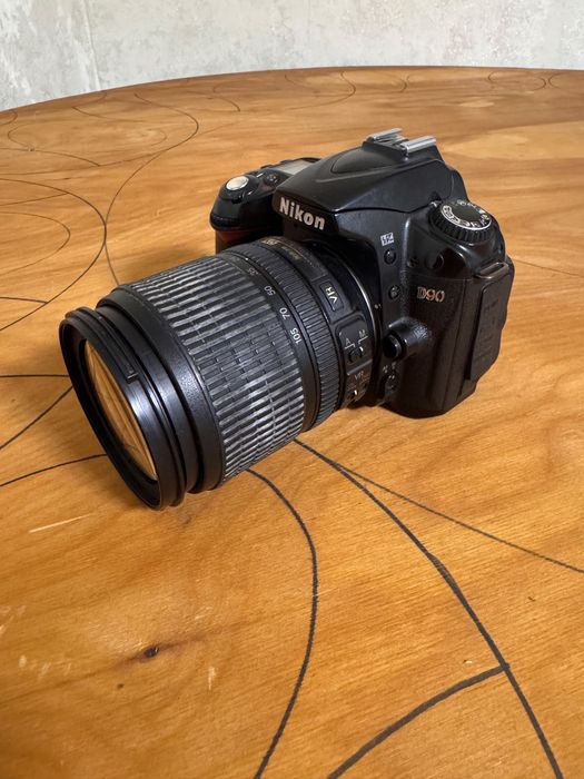 Nikon D90 фотоаппарат