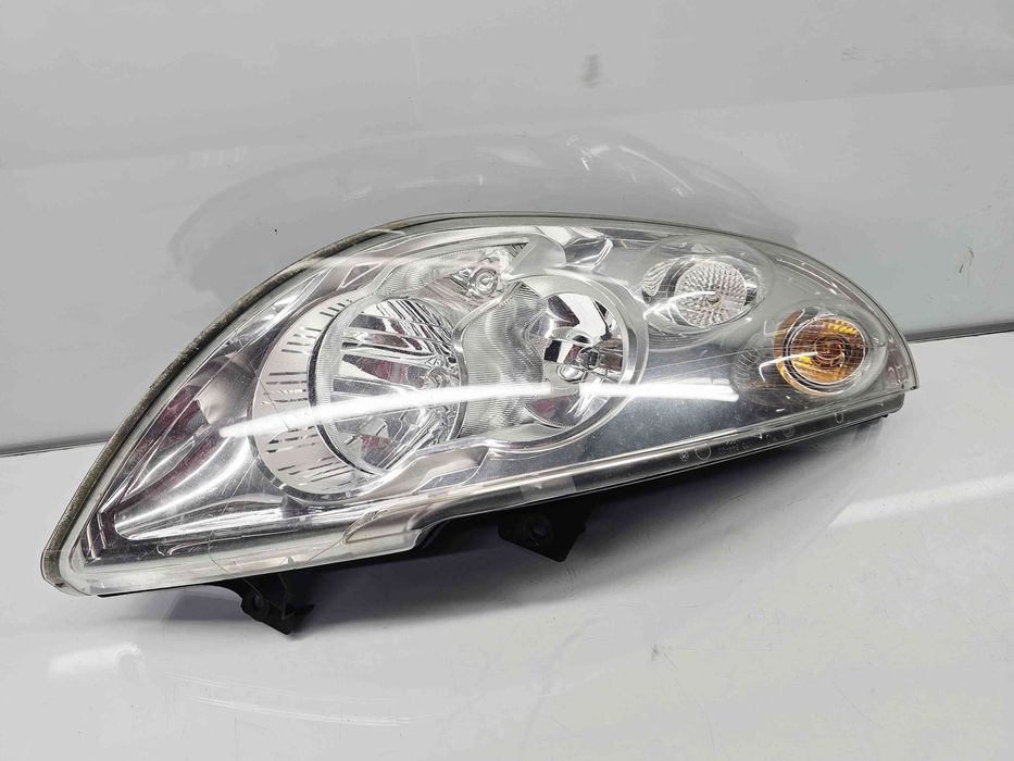 Far stanga Opel Movano B F3500 (L2 H2) [Fabr 2010-2022] 1LR010117