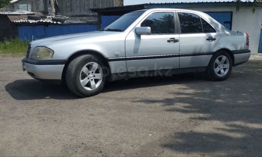 Продам диски Мерседес с резиной