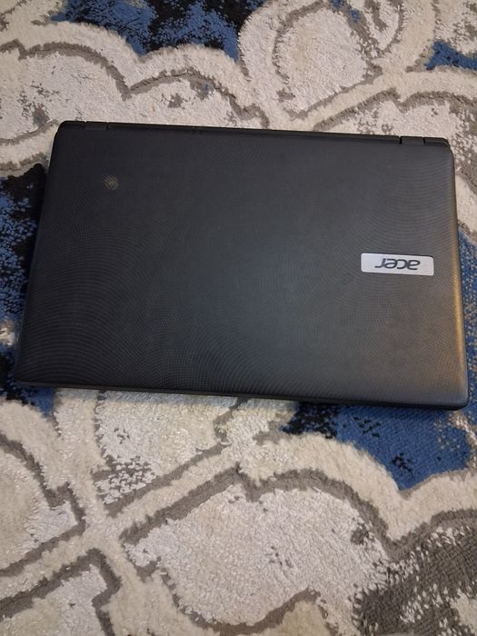 : “Acer Aspire ES1-512, 15.6”,
