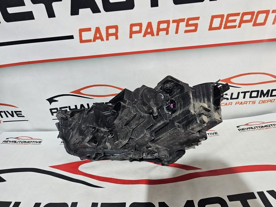 Far dreapta led Lamborghini Urus cod 4ML941036C