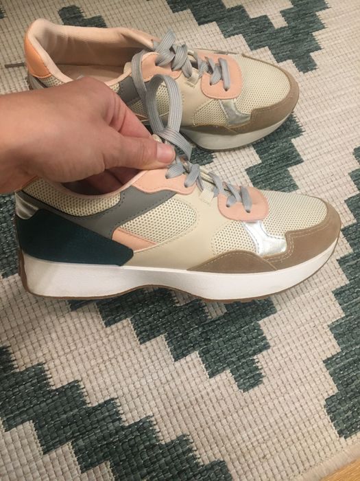 Дамски удобни кецове