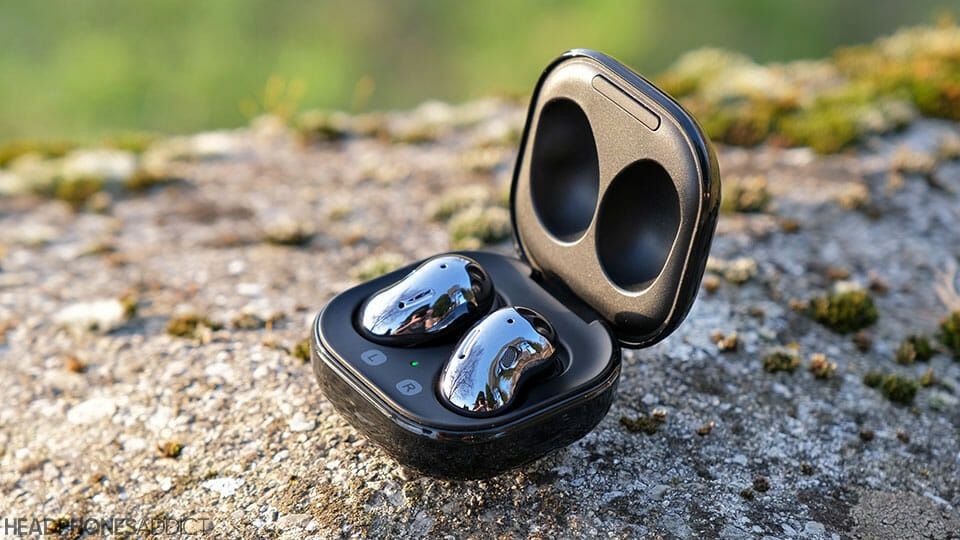 Samsung Galaxy buds live Akg