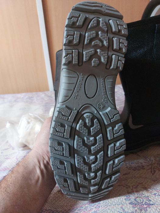 Етик сатылады  жуни жок