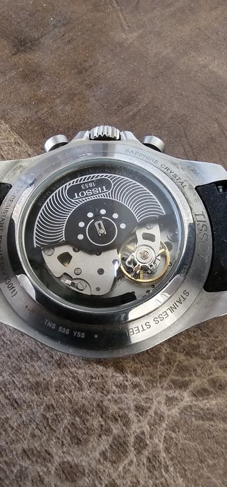 Продам часы Tissot