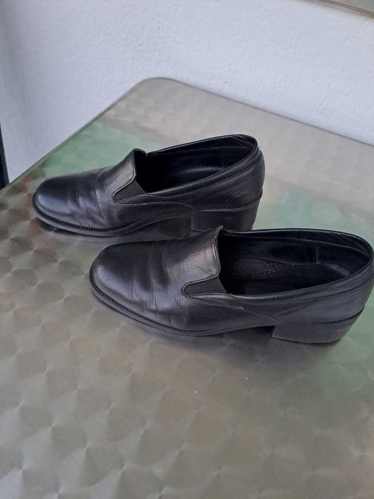 Дамски обувки пролетни