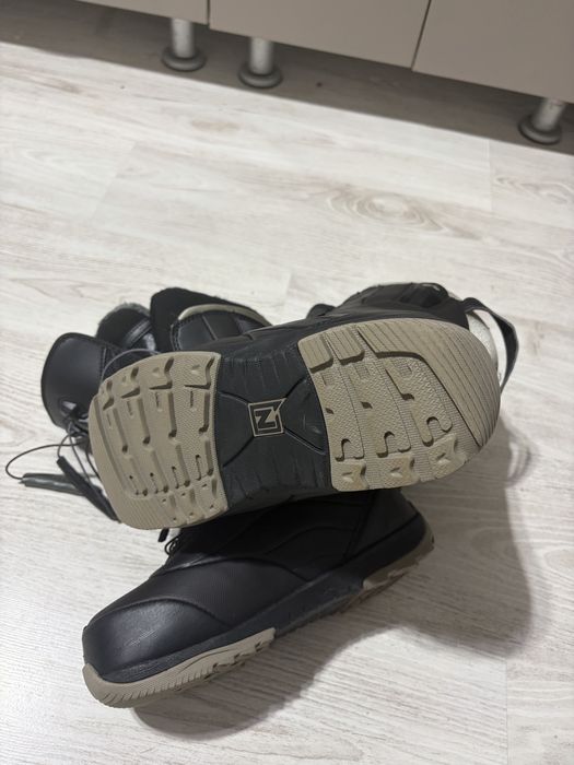 Boots Nitro Crown marime 39 1/3