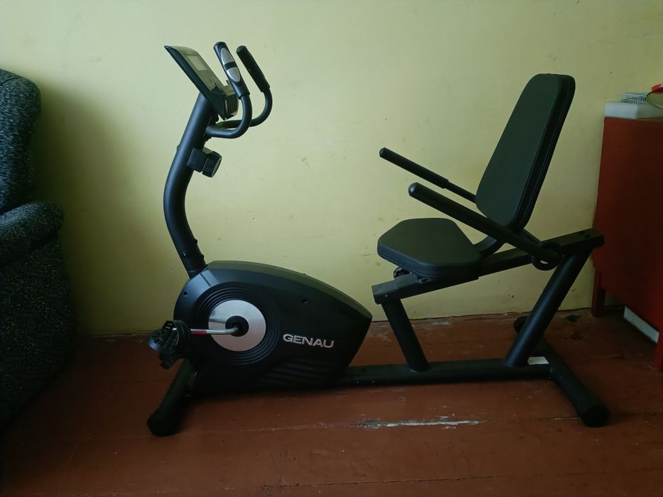Велотренажер Genau RB-409