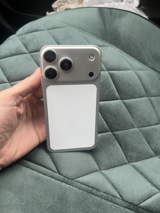 iphone xr 17 pro korpusda