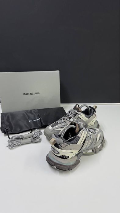 Balenciaga Track - Шарен
