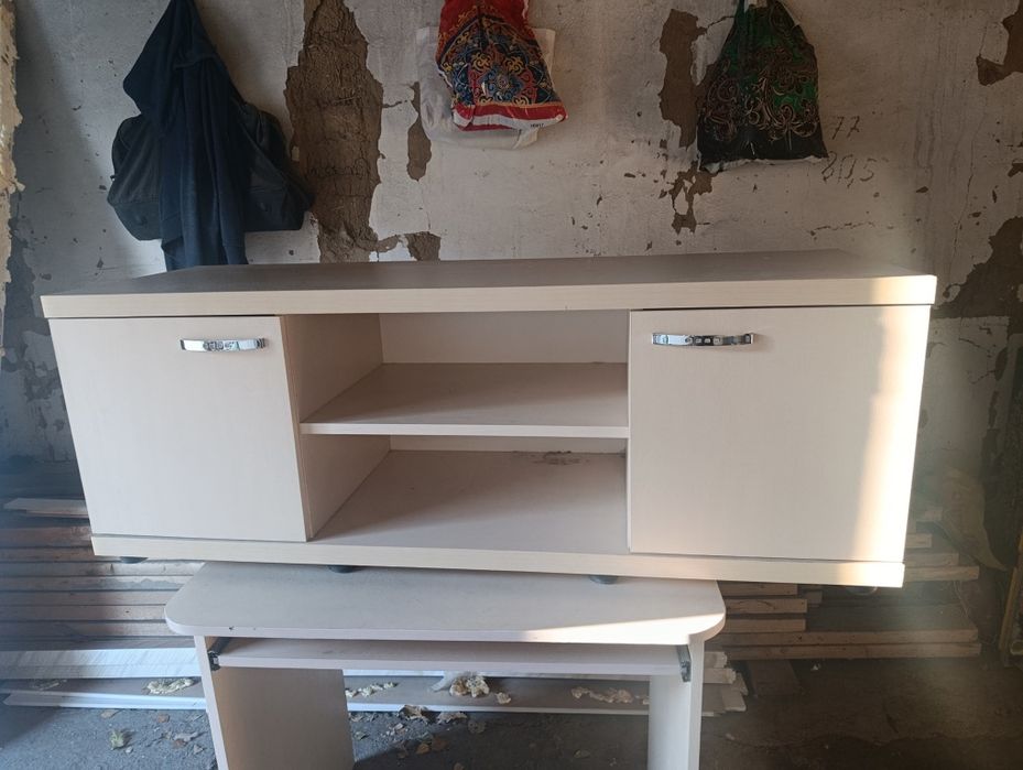 Тумба компьютерная