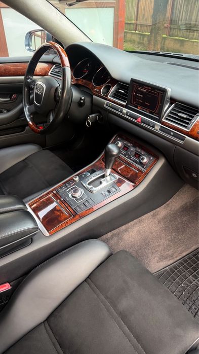 Audi A8 D3 4.2 intretinut exemplar