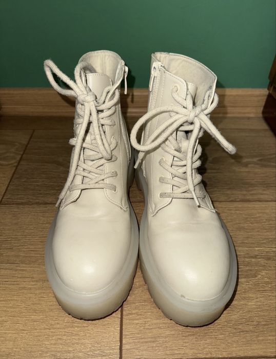 Pull and Bear боти