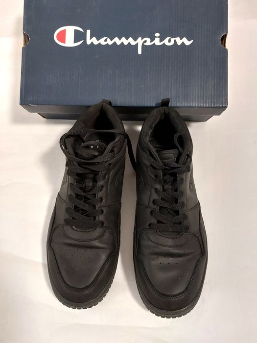 Мъжки маратонки на Champion, номер 43