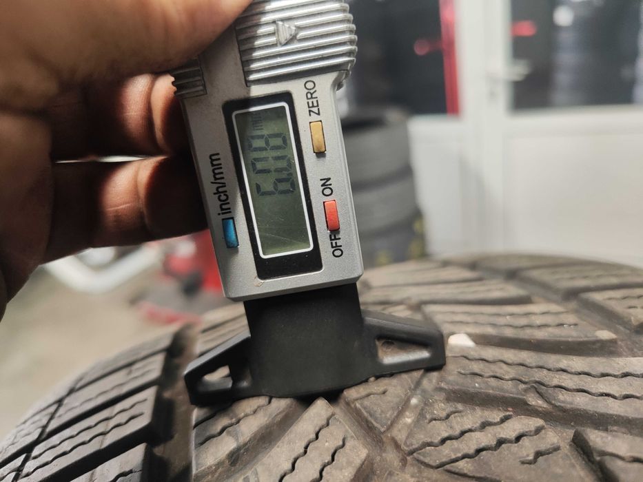 4бр.зимни гуми 245/45/18 Goodyear