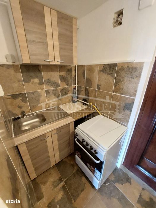 Vânzare Garsonieră Bulevardul Muncii zona Sinterom