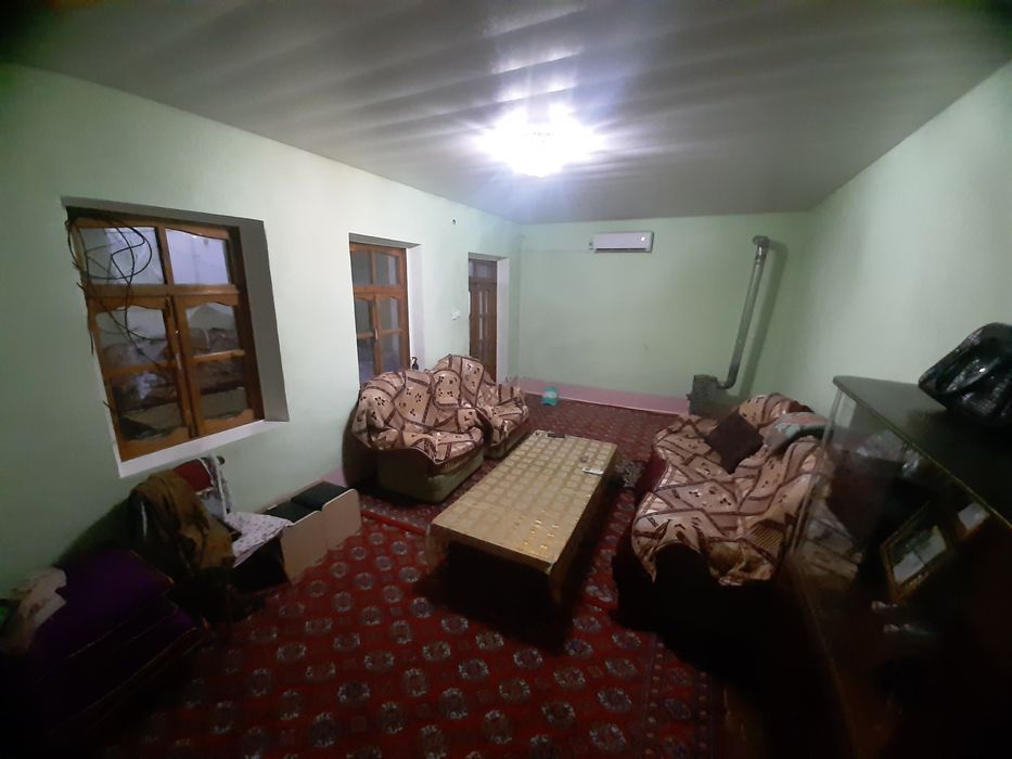 Eski Med.Institut yonida tayyor hovlicha sotiladi