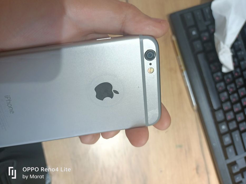 Продам айфон 6 срочно