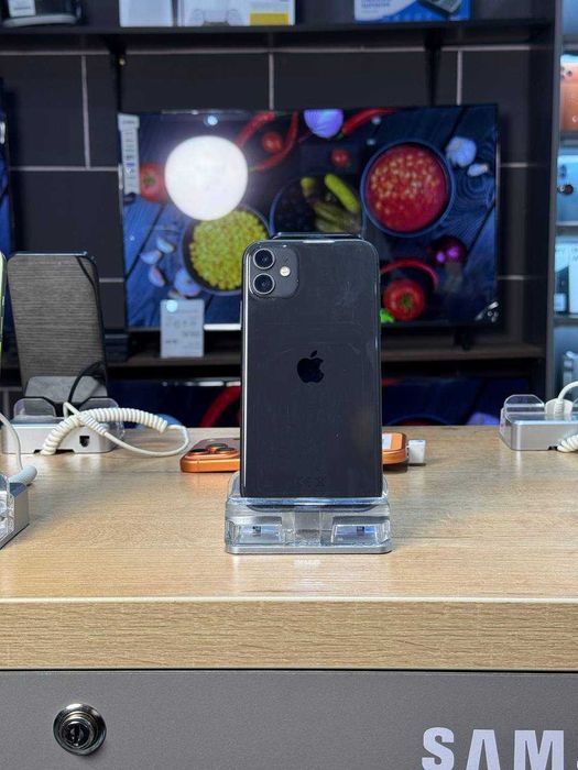Телефон iPhone 11 64 /айфон 11 64Код7976