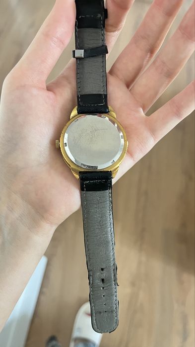 Винтажные часы Peterhoff