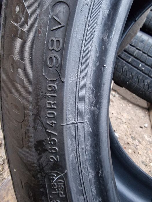 Anvelope 265/40R19 marca Michelin, DOT 2020, 6 mm