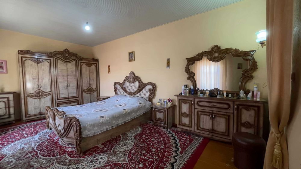 Зудлик билан барча қулайликларга эга ҳовли сотилади!!!