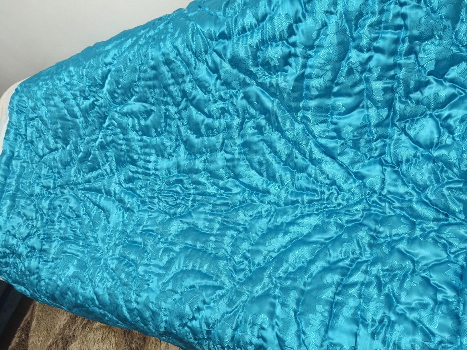 Юргани в син цвят