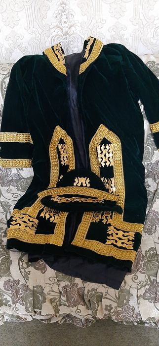 Чапаны мужские национальные