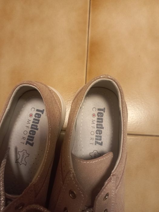 Обувки 40 номер 15 лв