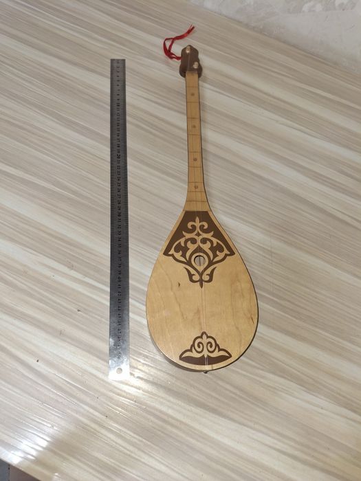 Домбыра сатылады