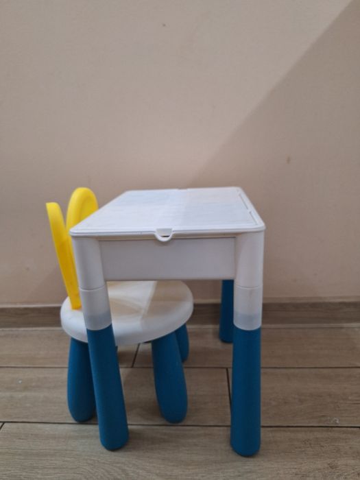 Детска маса със стол