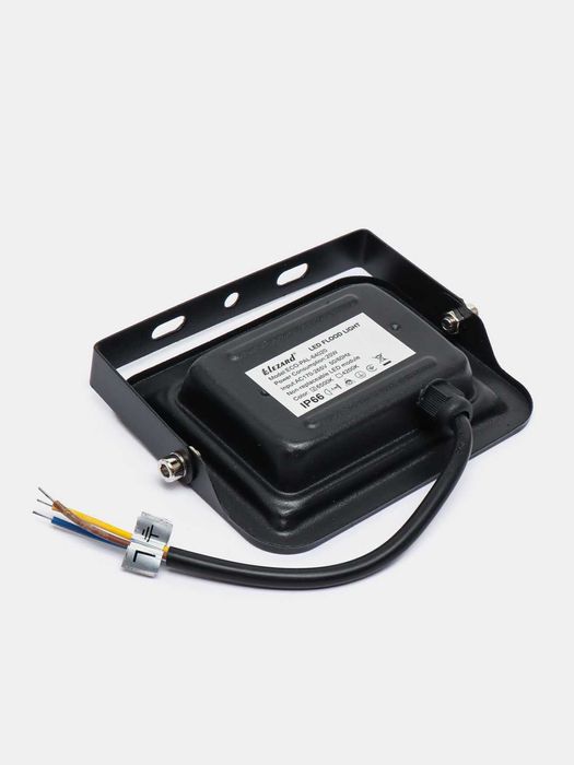 Лед прожекторы от дилера Lezard