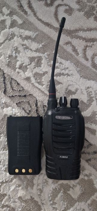 Рация F280U + зарядка