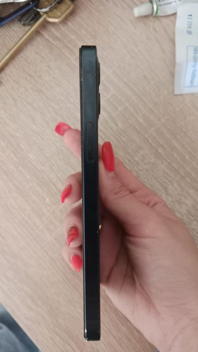 Iphone 12 продам