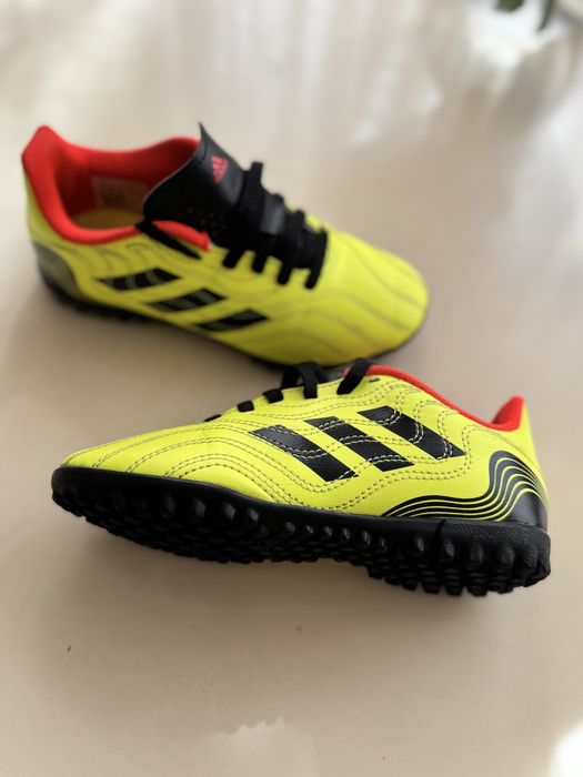 Ghete fotbal adidas copii