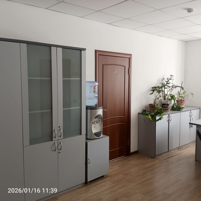 Офисная мебель шкаф, стол, тумба