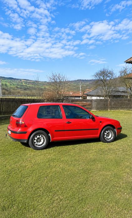 Vând Golf 4, 1999