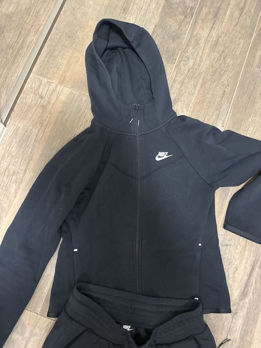 Анцунг Nike черен