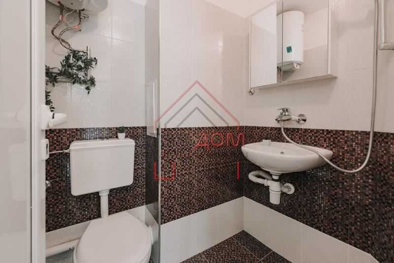 Дава се под наем Едностаен апартамент в Варна, ВИНС - 24 кв.м за 255 € - Снимка #5