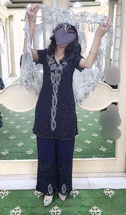 Bisserli indiyskiy fasonda. Koylak shalvar va sharf